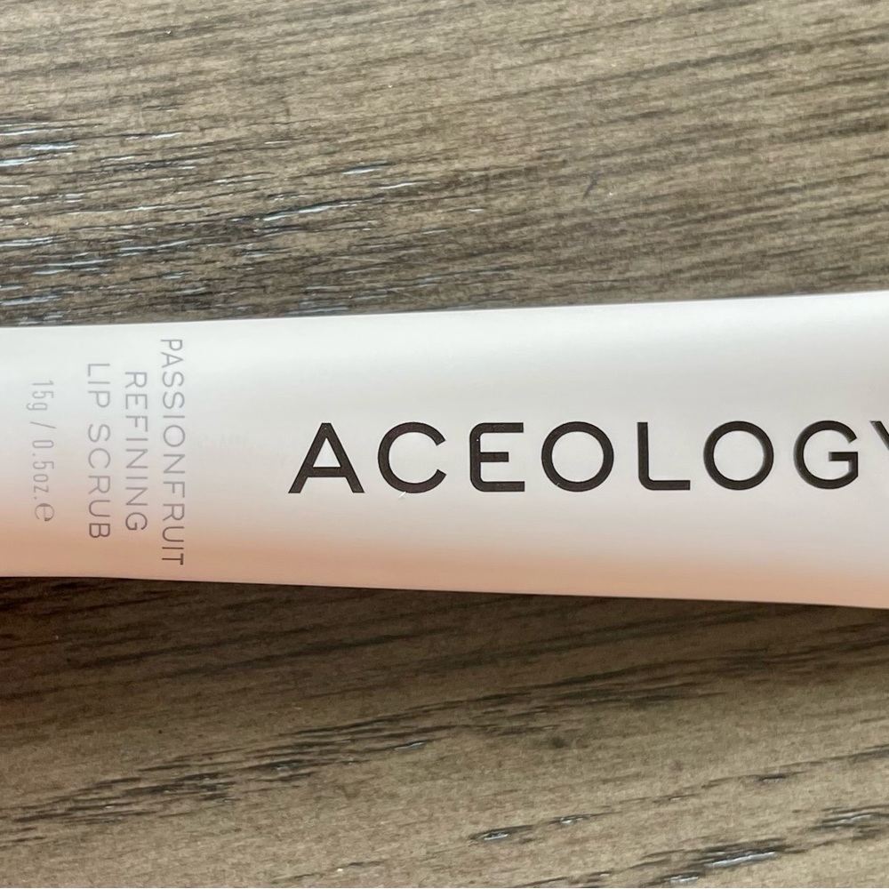 Aceology Lip Scrub